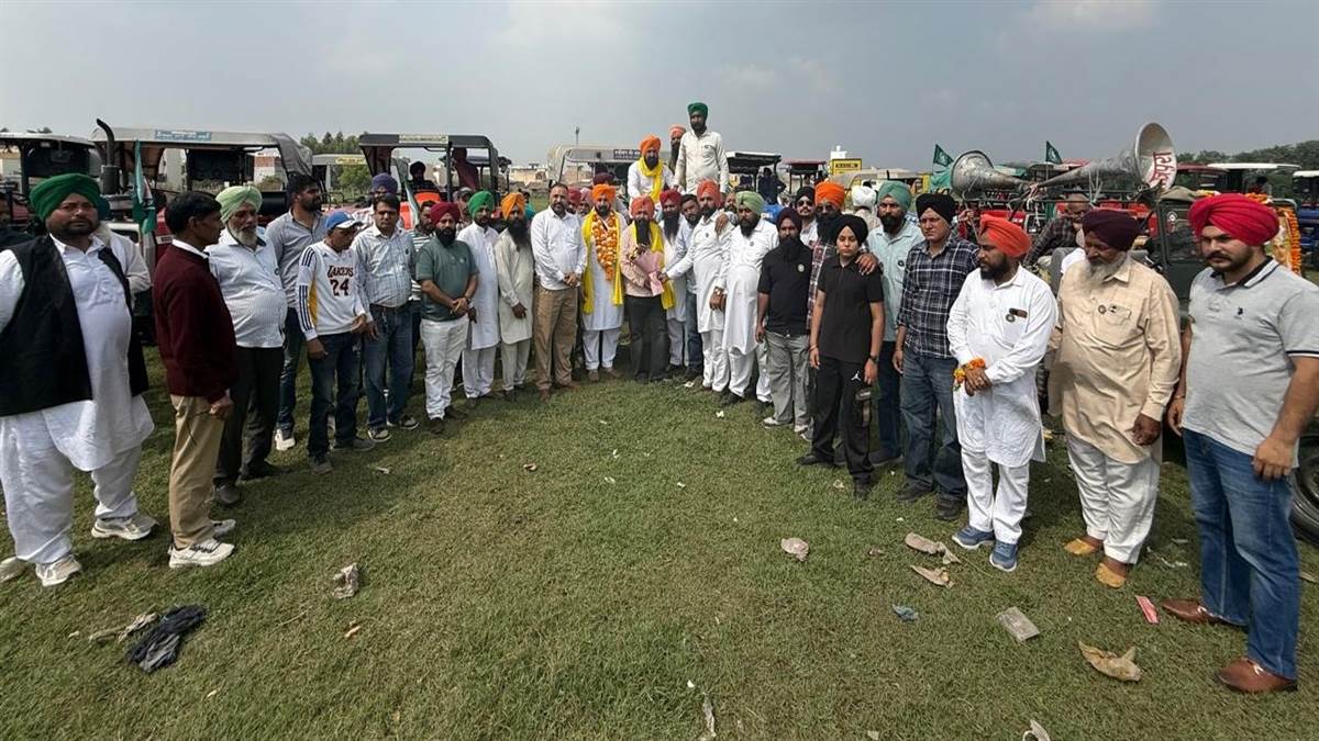 ਭਾਰਤ ਅਮਰੀਕਾ ਵਪਾਰ ਸਮਝੌਤੇ ਵਿਰੁੱਧ ਕੱਢਿਆ ਟਰੈਕਟਰ ਮਾਰਚ