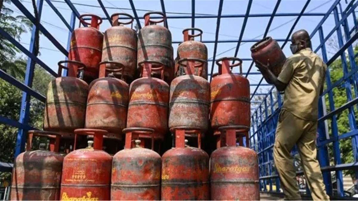 LPG ਸਿਲੰਡਰ ਦੀ ਕਿੱਲਤ: ਬੁਕਿੰਗ ਦੇ ਦੋ ਹਫ਼ਤੇ ਬਾਅਦ ਵੀ ਨਹੀਂ ਮਿਲੀ ਡਿਲੀਵਰੀ? ਇੱਥੇ ਦਰਜ ਕਰੋ ਸ਼ਿਕਾਇਤ