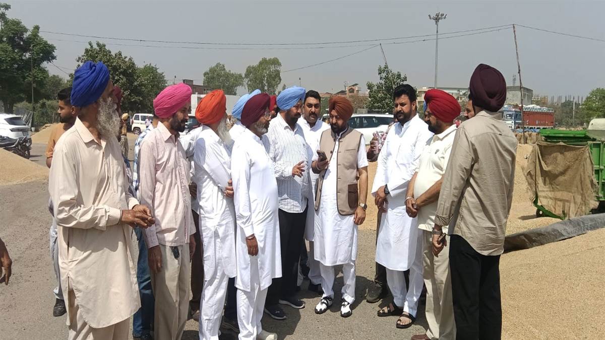 ਮੁੰਡੀਆਂ ਨੇ ਕਣਕ ਦੀ ਖਰੀਦ ਦੇ ਪ੍ਰਬੰਧਾਂ ਦਾ ਲਿਆ ਜਾਇਜ਼ਾ