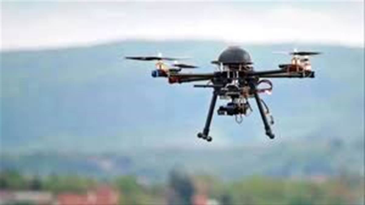 ਤਰਨਤਾਰਨ ਸਰਹੱਦ 'ਤੇ BSF ਦੀ ਵੱਡੀ ਕਾਰਵਾਈ, ਪਿੰਡ ਡੱਲ ਦੇ ਖੇਤਾਂ 'ਚੋਂ ਟੁੱਟਿਆ ਡਰੋਨ ਤੇ ਵਿਦੇਸ਼ੀ ਪਿਸਟਲ ਬਰਾਮਦ