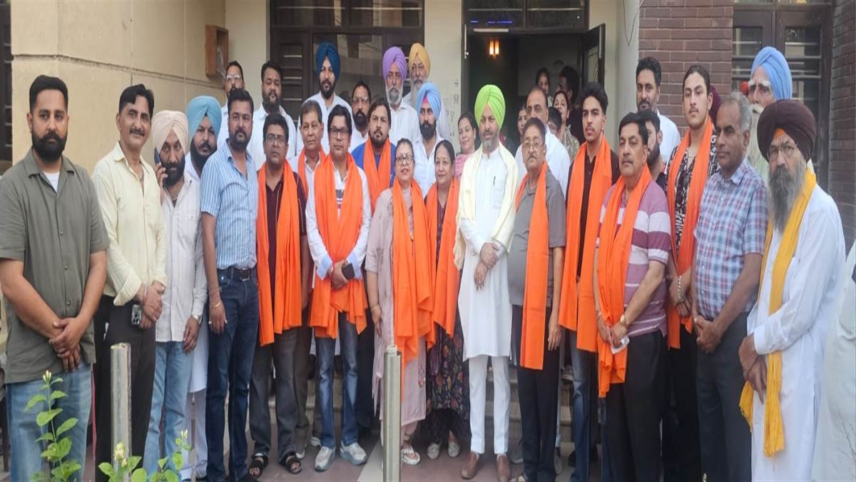 ਯੂਥ ਆਗੂ ਲੱਕੀ ਨਈਅਰ ਪਰਿਵਾਰ ਸਮੇਤ ਵਿਧਾਇਕ ਰਾਣਾ ਨਾਲ ਜੁੜੇ