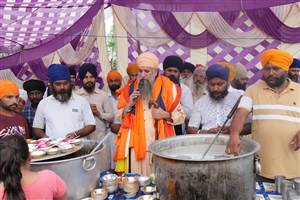 ਮਕਸੂਦੜਾ ਵਿਖੇ ਠੰਢੇ ਮਿੱਠੇ ਜਲ ਦੀ ਛਬੀਲ ਲਾਈ