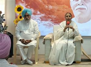 ਬ੍ਰਹਮ ਕੁਮਾਰੀਆਂ ਨੇ ਹੈਬਤਪੁਰ ਰੋਡ 'ਤੇ ਰੱਖੜੀ ਦਾ ਤਿਉਹਾਰ ਮਨਾਇਆ