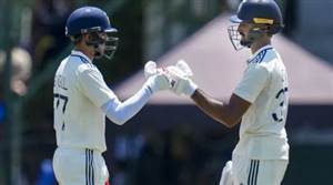 IND vs SL : ਦੇਵਦੱਤ ਪਡਿੱਕਲ ਨੇ ਸ੍ਰੀਲੰਕਾਈ ਗੇਂਦਬਾਜ਼ਾਂ ਨੂੰ ਰੱਜ ਕੇ ਧੋਤਾ, ਕੋਲੰਬੋ ਟੈਸਟ ’ਚ ਟੀਮ ਇੰਡੀਆ ਦਾ ਪਹਿਲੇ ਦਿਨ ਹੀ ‘ਤੀਹਰਾ ਸੈਂਕੜਾ’