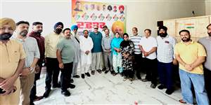ਵੇਰਕਾ ’ਚ ਡਿਪੂਆਂ ’ਤੇ ਘੱਟ ਕਣਕ ਮਿਲਣ ਦੀਆਂ ਸ਼ਿਕਾਇਤਾਂ ਦੇ ਅੰਬਾਰ. ਨਹੀਂ ਮਿਲਦਾ ਇਨਸਾਫ਼