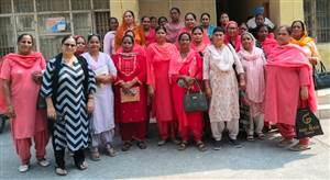 ਆਸ਼ਾ ਵਰਕਰਾਂ ਨੇ ਰਾਸ਼ਨ ਕਾਰਡ ਵੈਰੀਫਿਕੇਸ਼ਨ ਦਾ ਕੀਤਾ ਮੁਕੰਮਲ ਬਾਈਕਾਟ