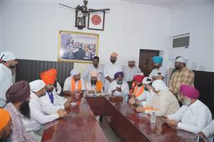ਪੰਜਾਬ ਕਾਂਗਰਸ ਪ੍ਰਧਾਨ ਪਰਗਟ ਸਿੰਘ ਸ੍ਰੀ ਖੁਰਾਲਗੜ੍ਹ ਸਾਹਿਬ ਵਿਖੇ ਹੋਏ ਨਤਮਸਤਕ