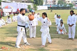 ਐੱਮਜੀਐੱਨ ਪਬਲਿਕ ਸਕੂਲ ’ਚ 19ਵੀਂਆਂ ਸਾਲਾਨਾ ਖੇਡਾਂ ਕਰਵਾਈਆਂ