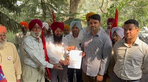ਐੱਸਆਈਆਰ ਖ਼ਿਲਾਫ਼ ਕਿਸਾਨਾਂ ਤੇ ਮਜ਼ਦੂਰਾਂ ਚੋਣ ਕਮਿਸ਼ਨ ਦਾ ਪੁਤਲਾ ਫੂਕਿਆ