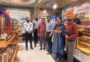 ਤਿਉਹਾਰਾਂ 'ਚ ਮਠਿਆਈਆਂ ’ਚ ਮਿਲਾਵਟ ਬਰਦਾਸ਼ਤ ਨਹੀਂ : ਡਾ. ਅਮਨ ਸੂਦ