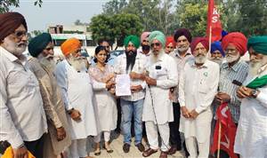 ਕਿਸਾਨਾਂ ਵੱਲੋਂ ਐੱਸਡੀਐੱਮ ਦੁਧਨਸਾਧਾਂ ਦਫਤਰ ਮੂਹਰੇ ਦਿੱਤਾ ਧਰਨਾ