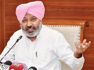 ‘ਯੂ ਆਰ ਦ ਮੈਂਬਰ ਆਫ ਚਿੱਟਾ ਪਾਰਟੀ', ਹਰਪਾਲ ਸਿੰਘ ਚੀਮਾ ਨੇ ਪਰਗਟ ਸਿੰਘ 'ਤੇ ਵਿੰਨ੍ਹਿਆ ਨਿਸ਼ਾਨਾ; 1984 ਦੇ ਦੰਗਿਆਂ ਤੋਂ ਲੈ ਕੇ ਨਸ਼ਿਆਂ ਤਕ ਕਾਂਗਰਸ ਨੂੰ ਘੇਰਿਆ