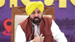 ਹਵਾਈ ਅੱਡੇ 'ਤੇ ਦੋ ਘੰਟੇ ਰੋਕਣ 'ਤੇ ਭੜਕੇ CM ਮਾਨ, ਕਿਹਾ- ਕਸਟਮ ਅਧਿਕਾਰੀ ਗਿਆਨੇਸ਼ ਕੁਮਾਰ ਦਾ ਭਰਾ, ਗੁਜਰਾਤ ਪੋਰਟਾਂ ਤੋਂ ਆਉਂਦੇ ਨਸ਼ੇ 'ਤੇ ਚੁੱਕੇ ਸਵਾਲ