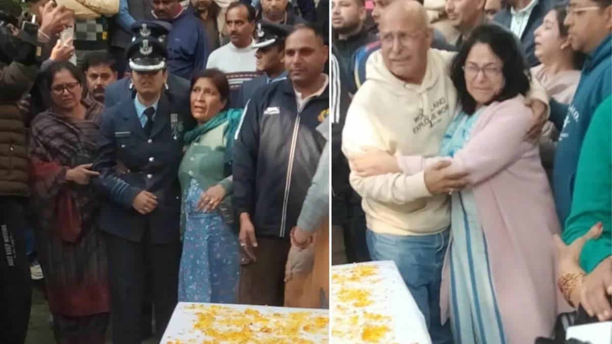 ਵਿੰਗ ਕਮਾਂਡਰ ਨਮਾਂਸ਼ ਨੂੰ ਪਤਨੀ ਨੇ ਸੈਲਿਊਟ ਮਾਰ ਕੇ ਦਿੱਤੀ ਵਿਦਾਈ,...ਅੰਤਿਮ ਪਲਾਂ 'ਚ ਹੰਝੂ ਨਹੀਂ ਰੋਕ ਸਕੀ ਪਤਨੀ ਅਫਸ਼ਾਂ