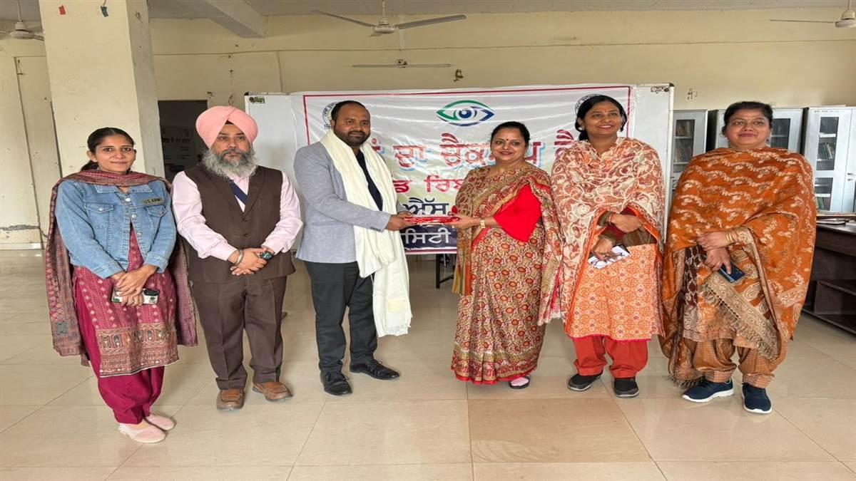 ਮੀਰਾਂਪੁਰ ਕਾਲਜ ’ਚ ਅੱਖਾਂ ਦਾ ਮੁਫ਼ਤ ਜਾਂਚ ਕੈਂਪ ਲਗਾਇਆ
