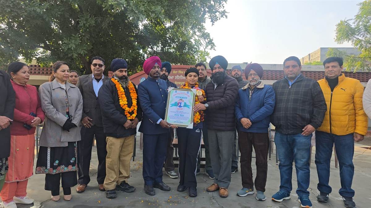 ਸੁਨੇਹਾ ਨੇ ਗੱਤਕਾ ਮੁਕਾਬਲੇ ’ਚ ਗੋਲਡ ਮੈਡਲ ਜਿੱਤਿਆ