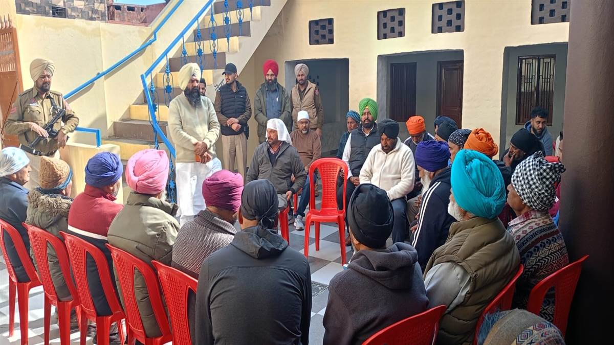 ਰੌੜੀ ਨੇ ਸਿਹਤ ਬੀਮਾ ਯੋਜਨਾ ਬਾਰੇ ਲੋਕਾਂ ਨੂੰ ਕੀਤਾ ਜਾਗਰੂਕ