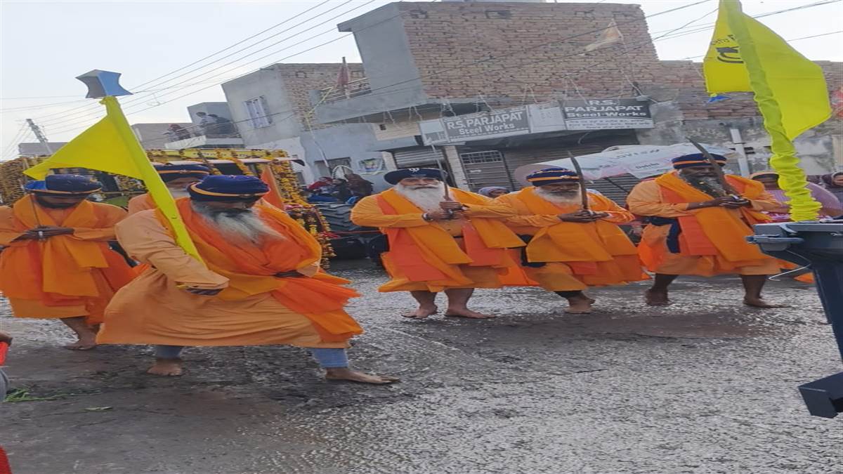 ਮਲੋਟ ਵਿਖੇ ਵਿਸ਼ਾਲ ਨਗਰ ਕੀਰਤਨ ਸਜਾਇਆ