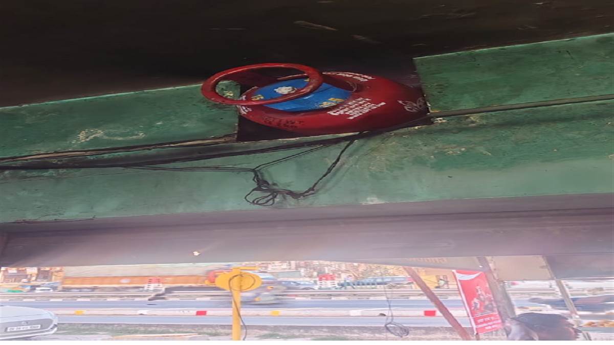 ਹਾਈਵੇ 'ਤੇ ਸਥਿਤ ਫਾਸਟ ਫੂਡ ਦੀ ਦੁਕਾਨ 'ਚ ਚੋਰੀ