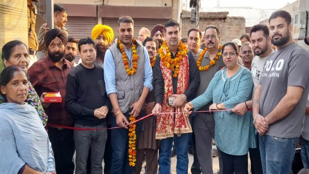 ਮੇਅਰ ਤੇ ਭਗਤ ਵੱਲੋਂ 30 ਲੱਖ ਦੇ ਵਿਕਾਸ ਕੰਮਾਂ ਦਾ ਉਦਘਾਟਨ