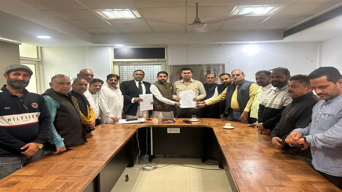 ਜ਼ਮੀਨ ’ਤੇ ਕਬਜ਼ੇ ਸਬੰਧੀ ਅੰਗੂਰਾਲ ਨੇ ਡੀਸੀ ਤੇ ਮੇਅਰ ਨੂੰ ਦਿੱਤੀ ਸ਼ਿਕਾਇਤ