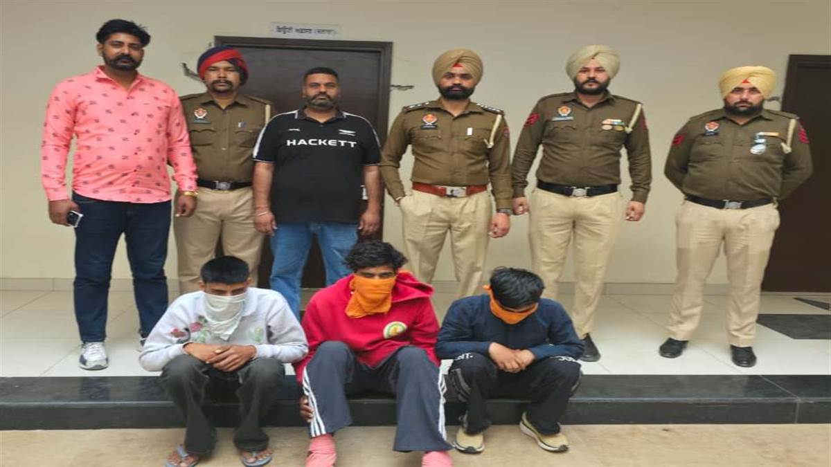 ਪਰਵਾਸੀ ਮਜ਼ਦੂਰਾਂ ’ਤੇ ਗੋਲੀਆਂ ਚਲਾਉਣ ਵਾਲੇ ਮੁਲਜ਼ਮ ਅਸਲੇ ਸਣੇ ਕਾਬੂ