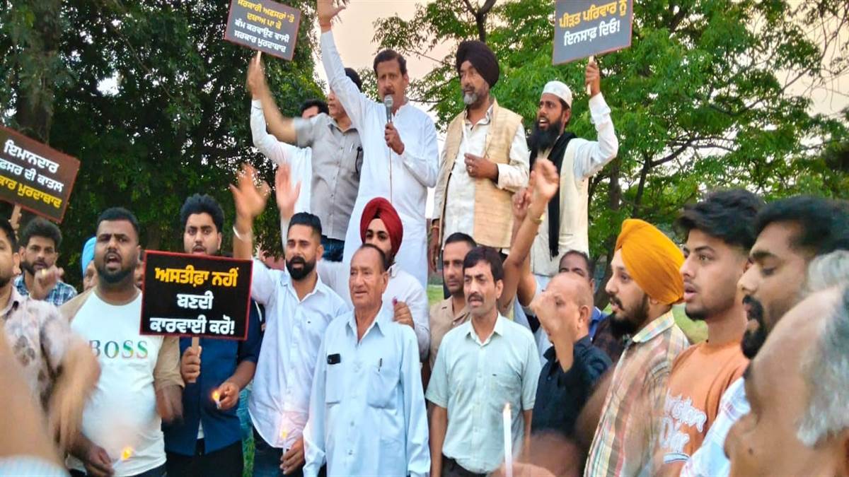 ਗਗਨਦੀਪ ਸਿੰਘ ਰੰਧਾਵਾ ਦੇ ਹੱਕ ’ਚ ਕੱਢਿਆ ਕੈਂਡਲ ਮਾਰਚ