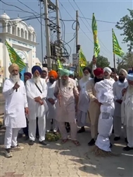 ਕਿਸਾਨ ਮੋਰਚੇ ਨੂੰ ਢਾਹ ਲਾਉਣ ਦੇ ਵਿਰੋਧ ’ਚ ਪੁਤਲਾ ਸਾੜਿਆ