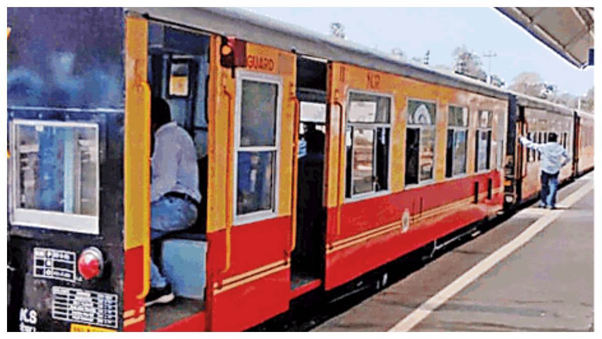 Holiday Special Train Special train operated on Kalka Shimla track for