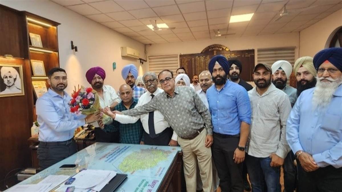 ਅਹੁਦਾ ਸੰਭਾਲਣ ’ਤੇ ਡੀਸੀ ਨੂੰ ਦਿੱਤੀਆਂ ਸ਼ੁੱਭਕਾਮਨਾਵਾਂ