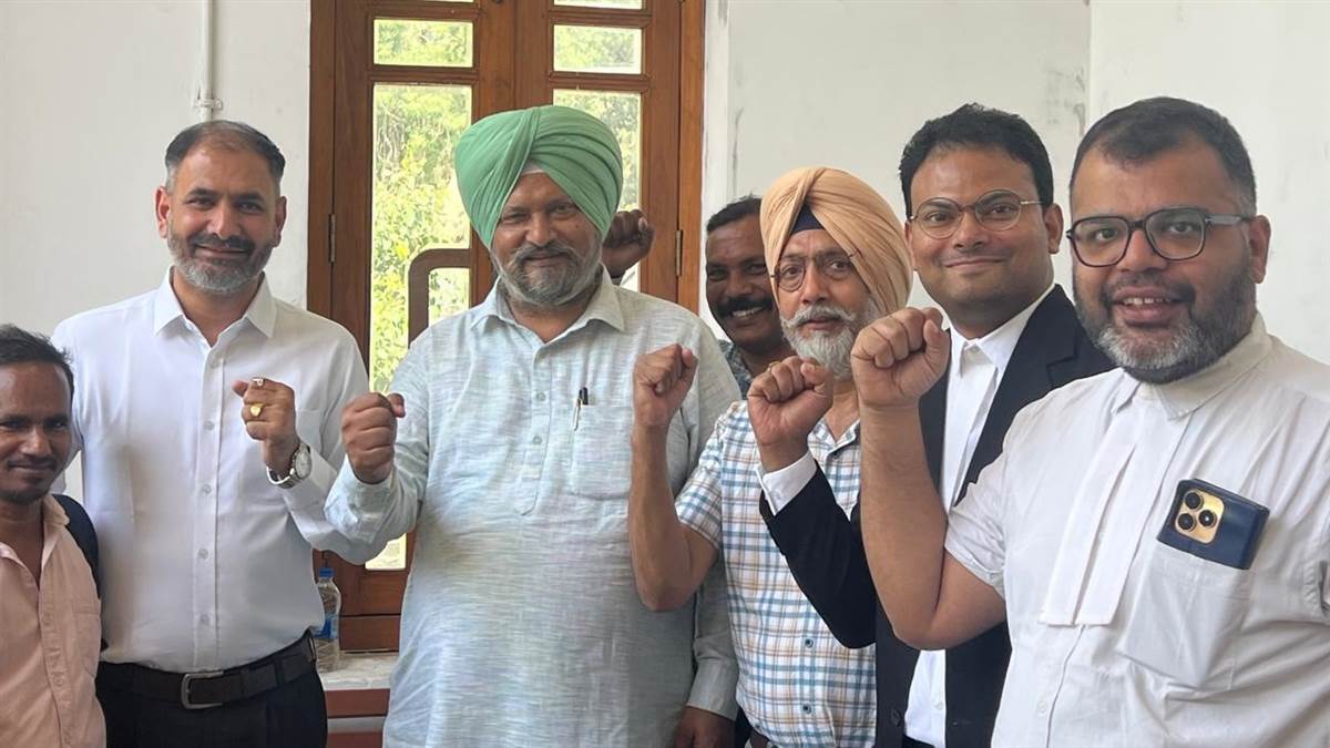 ਮਜ਼ਦੂਰਾਂ ਤੇ ਕਰਮਚਾਰੀਆਂ ਦੇ ਦਮਨ ਦੀ ਨੀਤੀ ’ਤੇ ਉਤਰੀ ਸਰਕਾਰ