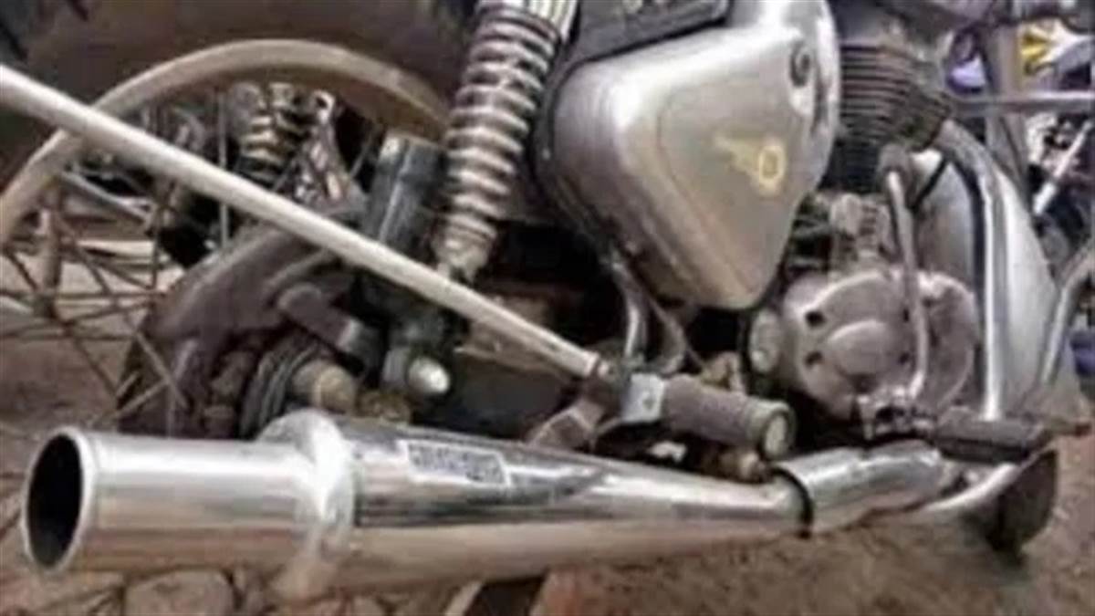 ਬੁਲੇਟ ਦੇ 'ਪਟਾਕਿਆਂ' ਨੇ ਕੱਢਿਆ ਮਾਲਕਾਂ ਦਾ ਦਿਵਾਲਾ; 5 ਮੋਟਰਸਾਈਕਲਾਂ ਦੇ 86 ਹਜ਼ਾਰ ਦੇ ਚਾਲਾਨ, 2 ਕੀਤੇ ਜ਼ਬਤ