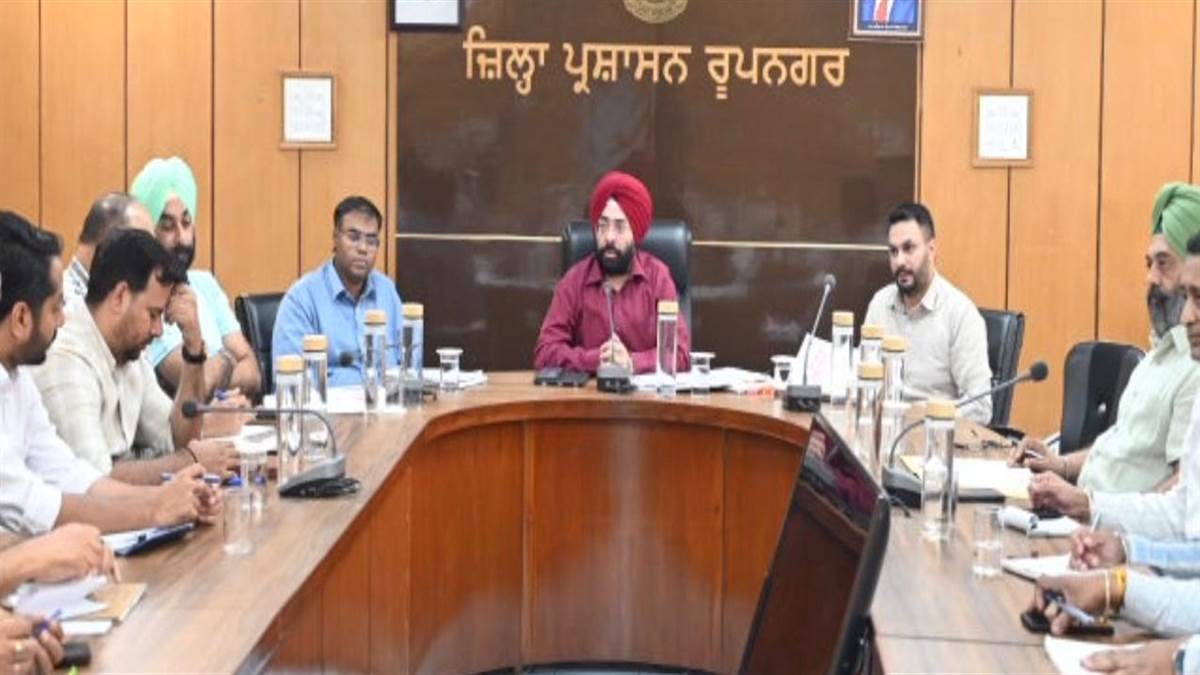 ਚੋਣ ਆਬਜ਼ਰਵਰ ਨੇ ਚੋਣਾਂ ਦੀਆਂ ਤਿਆਰੀਆਂ ਦਾ ਲਿਆ ਜਾਇਜ਼ਾ