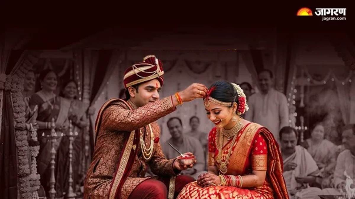 ਵਿਆਹ 'ਚ 3 ਵਾਰ ਹੀ ਕਿਉਂ ਭਰਿਆ ਜਾਂਦਾ ਹੈ ਸਿੰਦੂਰ? ਜਾਣੋ ਲਕਸ਼ਮੀ, ਸਰਸਵਤੀ ਤੇ ਪਾਰਵਤੀ ਦੇਵੀ ਨਾਲ ਜੁੜਿਆ ਇਹ ਖ਼ਾਸ ਸਬੰਧ