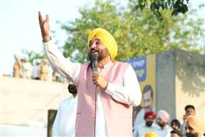 ਬਠਿੰਡਾ 'ਚ ਸਰਪੰਚ ਮਿਲਣੀ ਦੌਰਾਨ CM ਮਾਨ ਦਾ ਵੱਡਾ ਐਲਾਨ, ਹਰ ਮਹੀਨੇ ਮਿਲੇਗਾ 10,000 ਰੁਪਏ ਮਾਣਭੱਤਾ