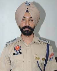 ਮਾਮਲਾ ; ਸਫ਼ਾਈ ਕਰਮਚਾਰੀਆਂ ਨਾਲ ਵਾਪਰੀ ਅਣਸੁਖਾਵੀਂ ਘਟਨਾ ਦਾ, ਮੁੱਖ ਮੰਤਰੀ ਦੇ ਹੁਕਮਾਂ 'ਤੇ ਡੀਐਸਪੀ ਸਤਵੀਰ ਸਿੰਘ ਤੁਰੰਤ ਮੁਅੱਤਲ : ਮੀਤ ਹੇਅਰ