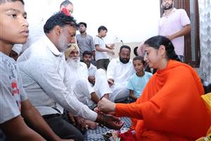 ਦਿਵਿਆ ਜਯੋਤੀ ਜਾਗ੍ਰਤੀ ਸੰਸਥਾ ਵੱਲੋਂ ਰੱਖੜੀ ਦਾ ਤਿਉਹਾਰ ਸ਼ਰਧਾ ਪੂਰਵਕ ਮਨਾਇਆ
