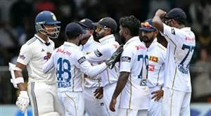 IND vs SL: ਯਸ਼ਸਵੀ ਜੈਸਵਾਲ ’ਤੇ ਚੱਲਿਆ ICC ਦਾ ਡੰਡਾ, ਅਸ਼ਿਤਾ ਫਰਨਾਂਡੋ ਵੀ ਆਏ ਲਪੇਟ ’ਚ, ਦੋਵਾਂ ਨੂੰ ਲੱਗਿਆ ਵੱਡਾ ਜੁਰਮਾਨਾ
