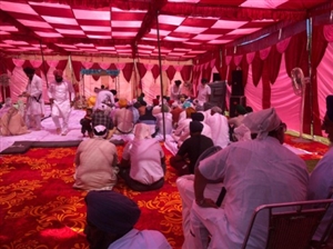 ਸਮਾਜਿਕ ਭਾਈਚਾਰੇ ਲਈ ਕਰਵਾਇਆ ਧਾਰਮਿਕ ਪ੍ਰਰੋਗਰਾਮ
