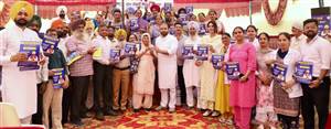 ਲਾਭਪਾਤਰੀਆਂ ਨੂੰ ਗੋਲਡੀ ਨੇ ਵੰਡੇ 10 ਲੱਖ ਬੀਮੇ ਵਾਲੇ ਸਿਹਤ ਕਾਰਡ