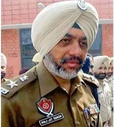 ਬਰਖ਼ਾਸਤ ਰਾਜਜੀਤ ਸਿੰਘ ਨੇ ਜਿਸ ਇੰਸਪੈਕਟਰ ਨੂੰ ਵਾਰ-ਵਾਰ ਦਿਵਾਈ ਮਨਪਸੰਦ ਤਾਇਨਾਤੀ, ਉਸੇ ’ਤੇ ਨਸ਼ਾ ਤਸਕਰੀ ਤੇ ਲੋਕਾਂ ’ਤੇ ਨਸ਼ੀਲਾ ਪਦਾਰਥ ਪਾ ਕੇ ਵਸੂਲੀ ਦੇ ਦੋਸ਼