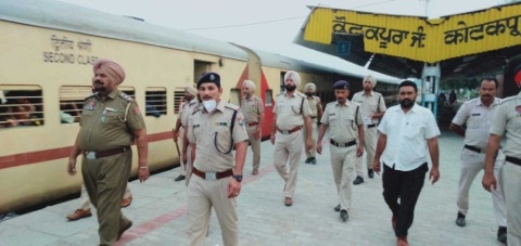 ਦਿਵਾਲੀ ਦੇ ਮੱਦੇਨਜ਼ਰ ਰੇਲਵੇ ਪੁਲਿਸ ਨੇ ਚਲਾਈ ਤਲਾਸ਼ੀ ਮੁਹਿੰਮ