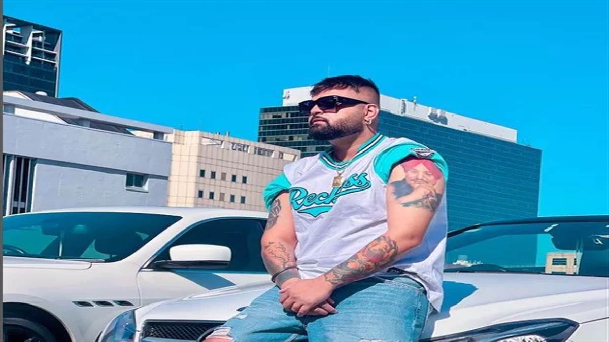 Video : ਗਾਇਕ ਗੁਲਾਬ ਸਿੱਧੂ ਨੇ ਹੱਥ ਜੋੜ ਕੇ ਸਰਪੰਚਾਂ ਤੋਂ ਮੰਗੀ ਮਾਫ਼ੀ, ਜਾਣੋ ਕੀ ਪਿਆ ਪੰਗਾ ?