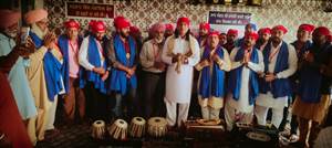 ਪ੍ਰਕਾਸ਼ ਦਿਹਾੜੇ ਨੂੰ ਸਮਰਪਿਤ ਧਾਰਮਿਕ ਸਮਾਗਮ ਕਰਵਾਇਆ