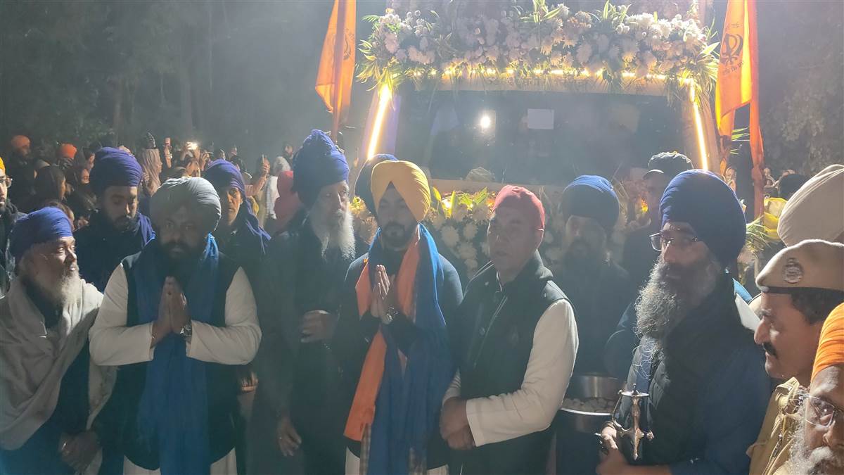 ਚੱਬੇਵਾਲ ਦੀਆਂ ਸੰਗਤਾਂ ਵੱਲੋਂ ਨਗਰ ਕੀਰਤਨ ਦਾ ਸਵਾਗਤ