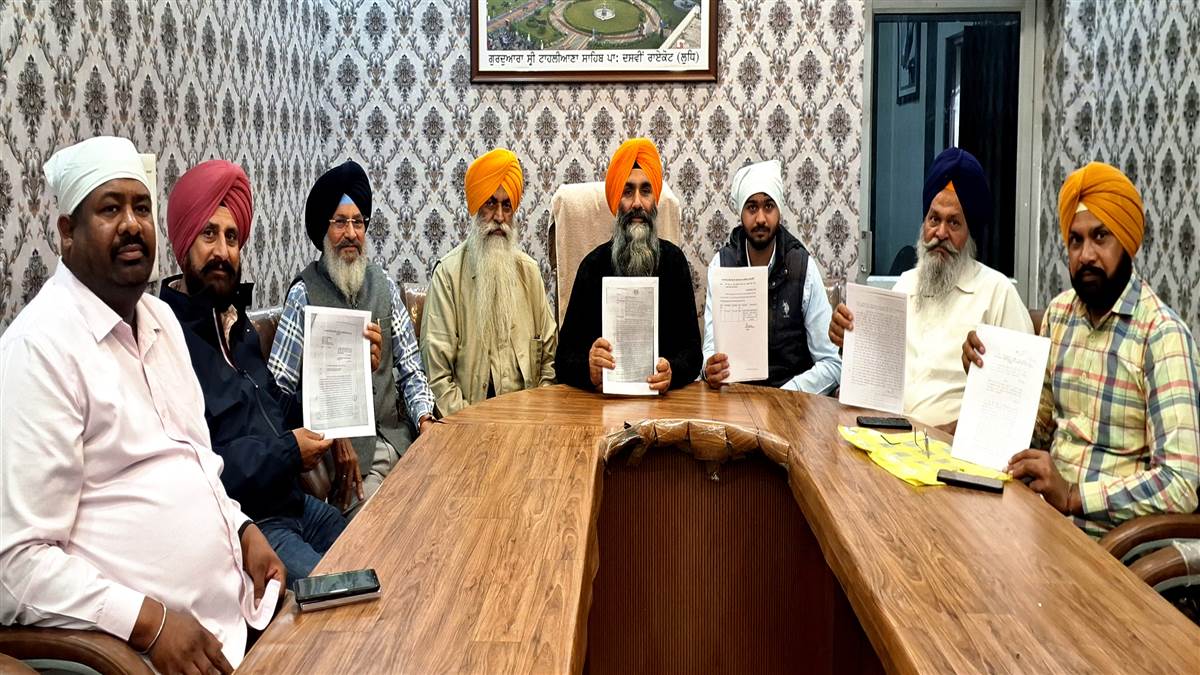 ਡੱਲਾ ਨੇ ਜ਼ਮੀਨ ’ਤੇ ਨਾਜਾਇਜ਼ ਕਬਜ਼ਾ ਕਰਨ ਦੇ ਲਾਏ ਦੋਸ਼