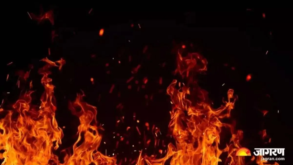 ਗੈਸ ਸਿਲੰਡਰ ਬਦਲਦੇ ਸਮੇਂ ਲੱਗੀ ਅੱਗ, 3 ਗੰਭੀਰ ਜ਼ਖ਼ਮੀ