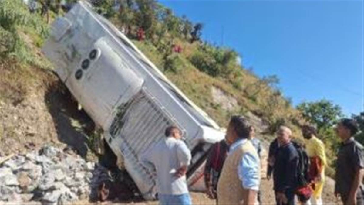 Road Accident : ਟਿਹਰੀ ’ਚ ਕੁੰਜਾਪੁਰੀ ਮੰਦਰ ਤੋਂ ਪਰਤਦੇ ਸਮੇਂ ਬੱਸ ਖੱਡ ’ਚ ਡਿੱਗੀ, ਪੰਜ ਸ਼ਰਧਾਲੂ ਹਲਾਕ; 13 ਜਣੇ ਜ਼ਖ਼ਮੀ