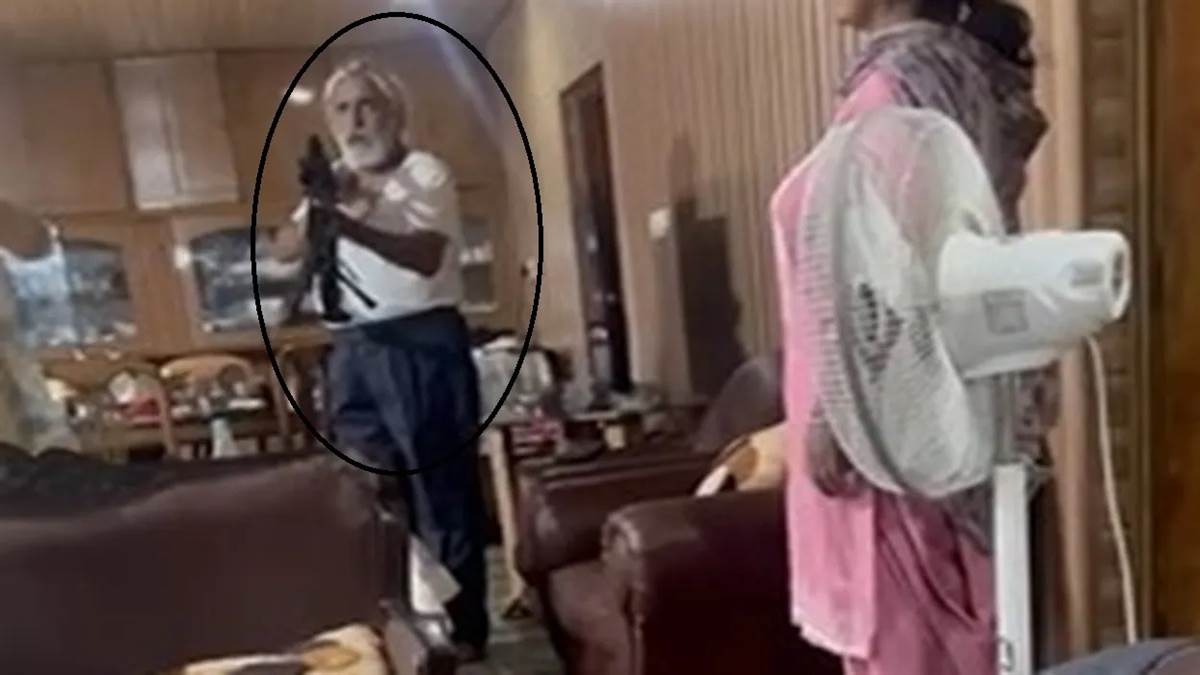 ਉਧਾਰ ਦਿੱਤੇ ਪੈਸੇ ਮੰਗਣਾ ਪਿਆ ਮਹਿੰਗਾ, ਬਟਾਲਾ ਦੇ ਪਿੰਡ ਗੋਖੂਵਾਲ 'ਚ ਚੱਲੀ ਗੋਲੀ, ਘਟਨਾ ਦੀ ਵੀਡੀਓ ਵਾਇਰਲ