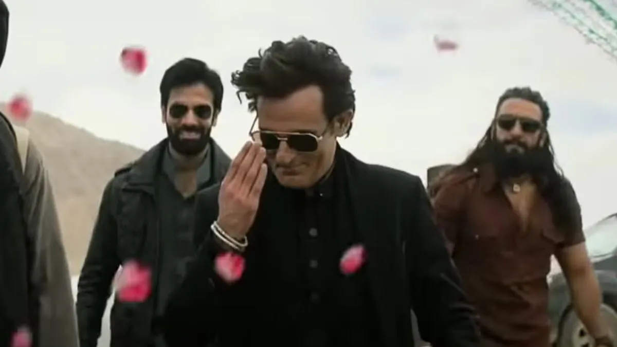 'ਧੁਰੰਧਰ' ਦੀ ਕਾਮਯਾਬੀ ਤੋਂ ਬਾਅਦ ਅਕਸ਼ੈ ਖੰਨਾ ਦੇ ਤੇਵਰ ਬਦਲੇ! ਫੀਸ ਵਧਾਉਣ ਦੀ ਮੰਗ ਪਈ ਭਾਰੀ, ਹੱਥੋਂ ਨਿਕਲੀ 345 ਕਰੋੜੀ ਫਰੈਂਚਾਇਜ਼ੀ?